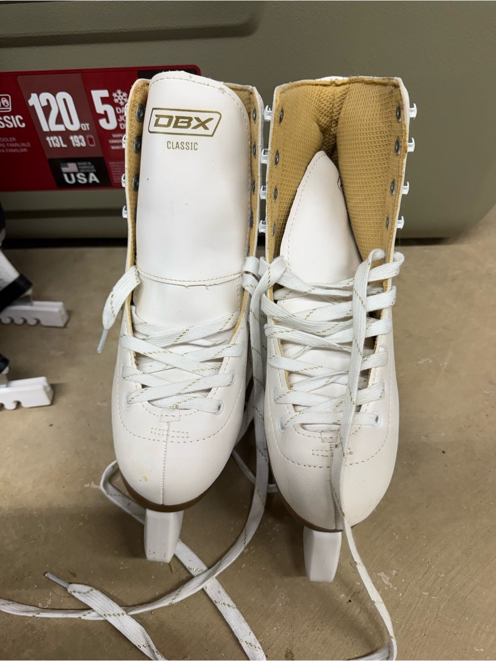 DBX Classic Women's White Figure Ice Skates